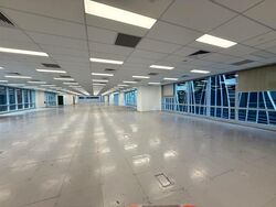 Bank Of Singapore Centre (D1), Office #554792811